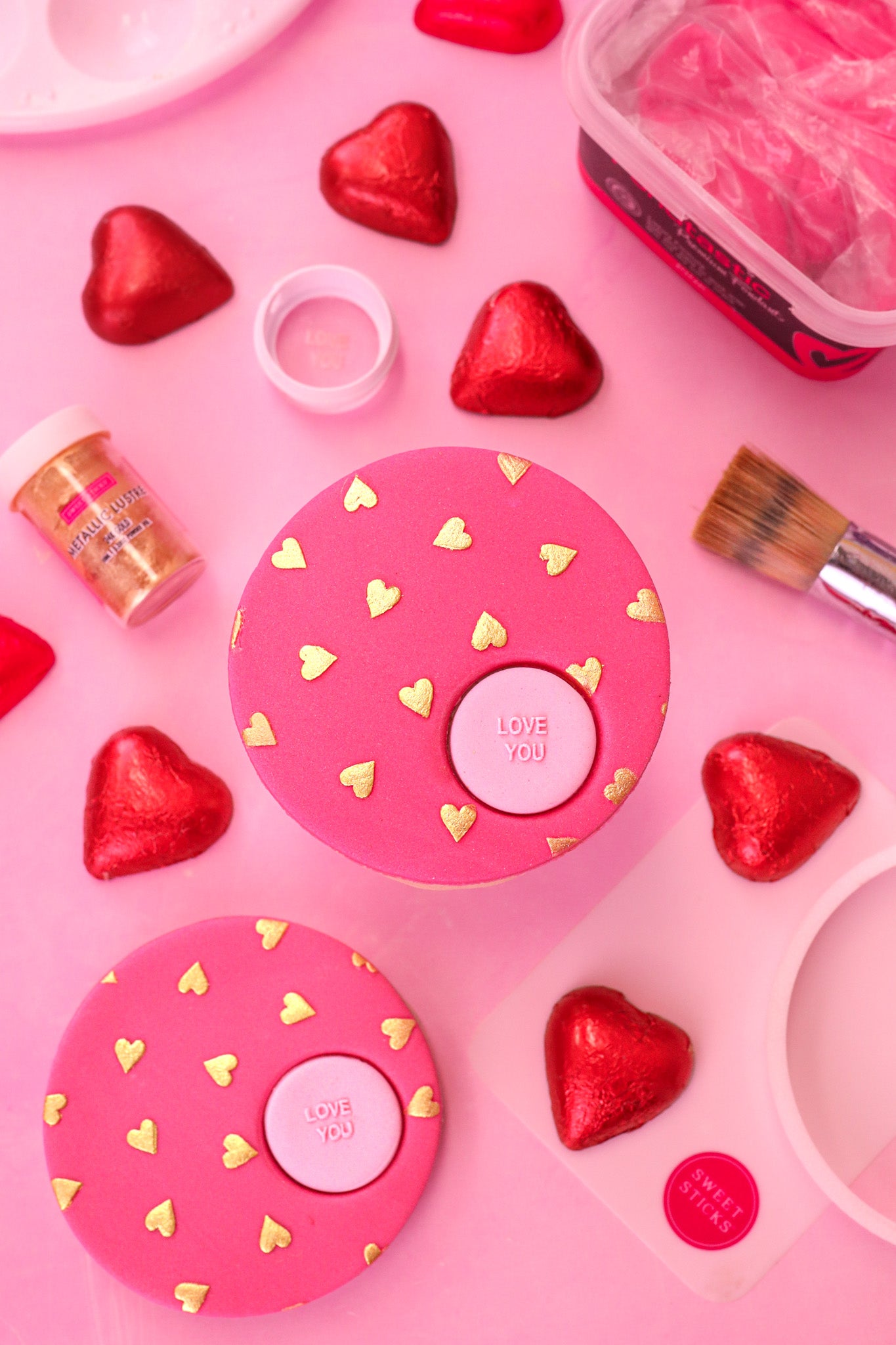 Hearts Scattered Sweet Stencil